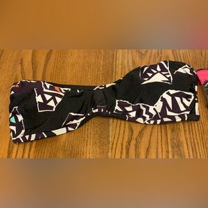 NWOT Revolve Insight Bandeau Black Chips Bikini Top Size Large‎
